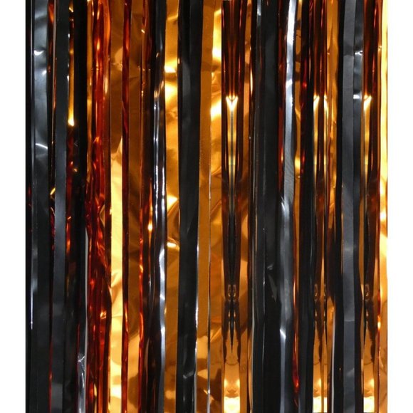 Tinsel Foil Curtain for Photo Booth, Birthday, Wed - Picture 2 of 6